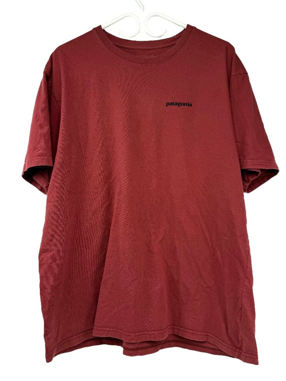 PATAGONIA P-6 Mountain Logo Organic Cotton Red T-Shirt Size XL